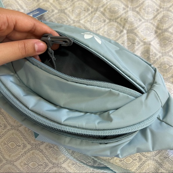 Adidas Fanny Pack - Picture 4 of 4